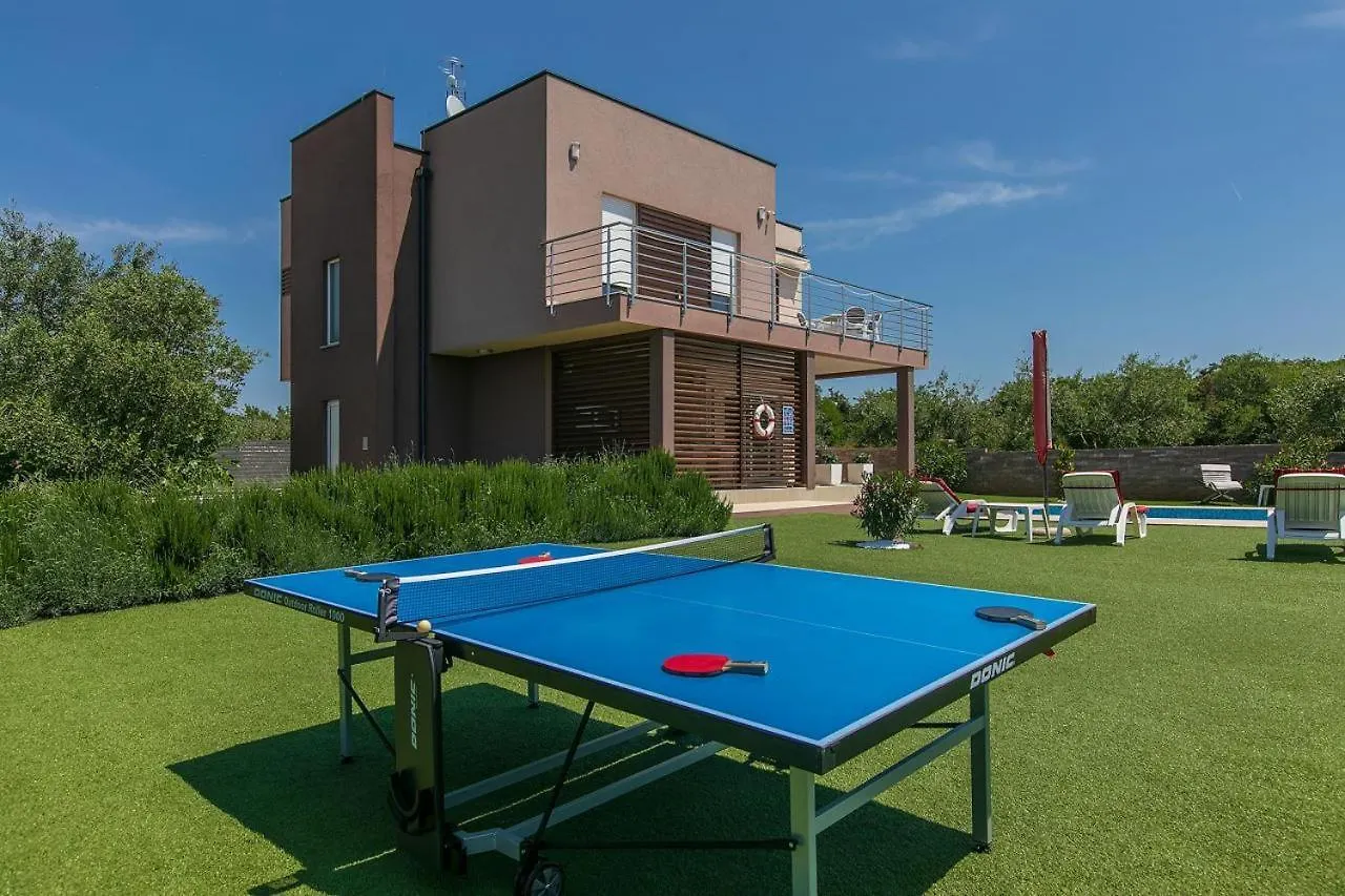 Villa Galizana 1972 0*,  Croatia